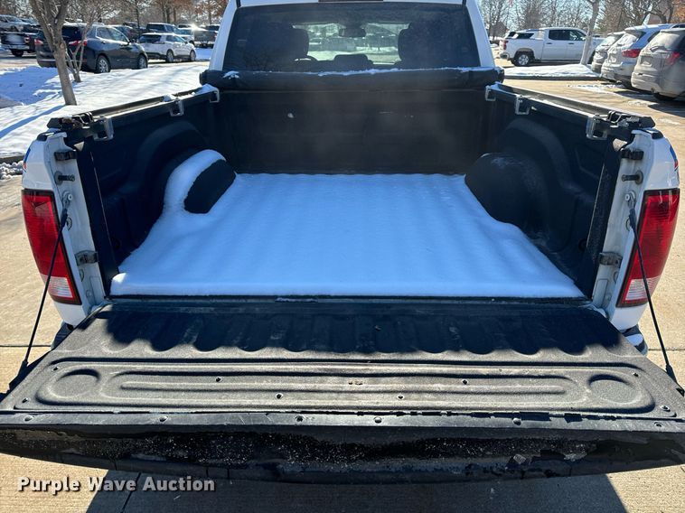 image for item EN5113 2015 Dodge Ram 1500 Crew Cab pickup truck