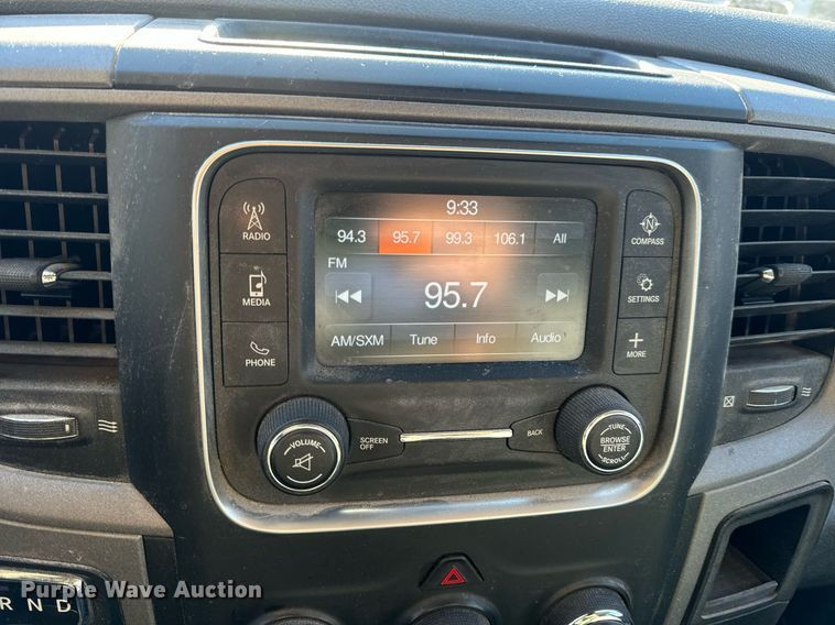 image for item EN5113 2015 Dodge Ram 1500 Crew Cab pickup truck