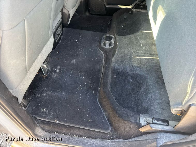 image for item EN5113 2015 Dodge Ram 1500 Crew Cab pickup truck