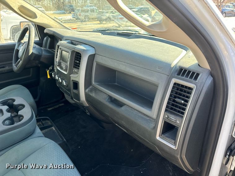 image for item EN5113 2015 Dodge Ram 1500 Crew Cab pickup truck