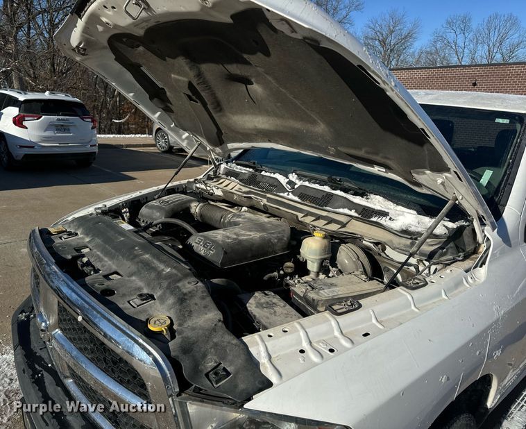 image for item EN5113 2015 Dodge Ram 1500 Crew Cab pickup truck