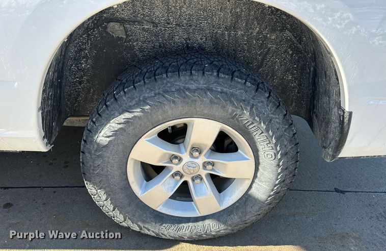 image for item EN5113 2015 Dodge Ram 1500 Crew Cab pickup truck