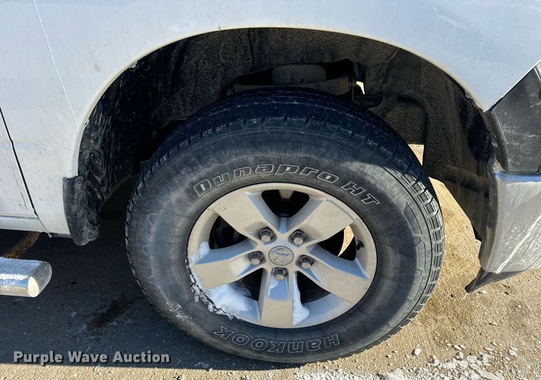 image for item EN5113 2015 Dodge Ram 1500 Crew Cab pickup truck