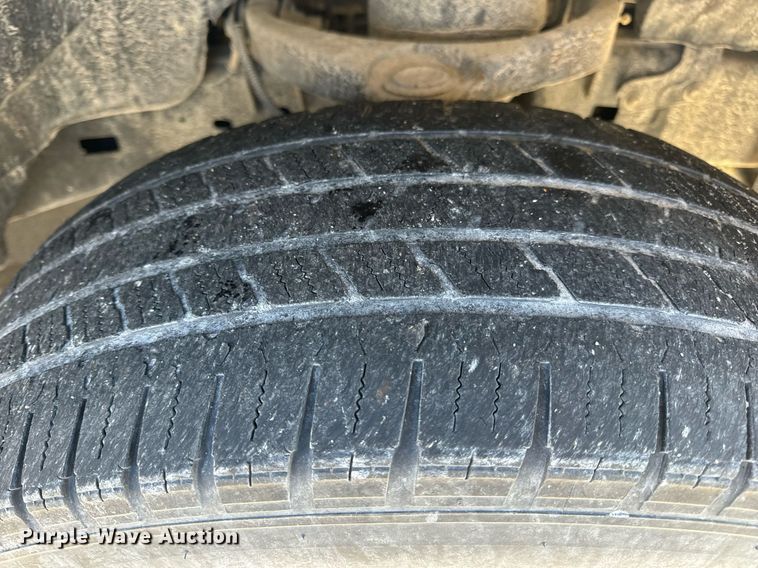 image for item EN5113 2015 Dodge Ram 1500 Crew Cab pickup truck