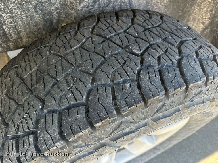 image for item EN5113 2015 Dodge Ram 1500 Crew Cab pickup truck