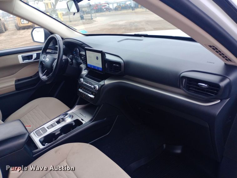 image for item EO0550 2020 Ford Explorer XLT SUV