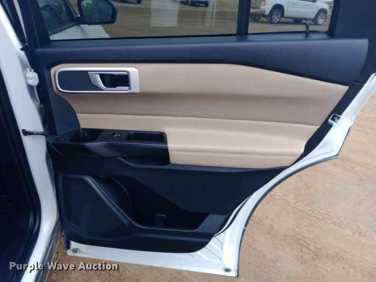 image for item EO0550 2020 Ford Explorer XLT SUV