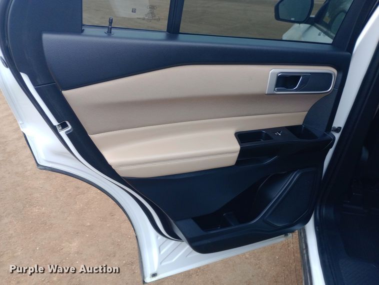 image for item EO0550 2020 Ford Explorer XLT SUV