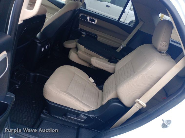 image for item EO0550 2020 Ford Explorer XLT SUV