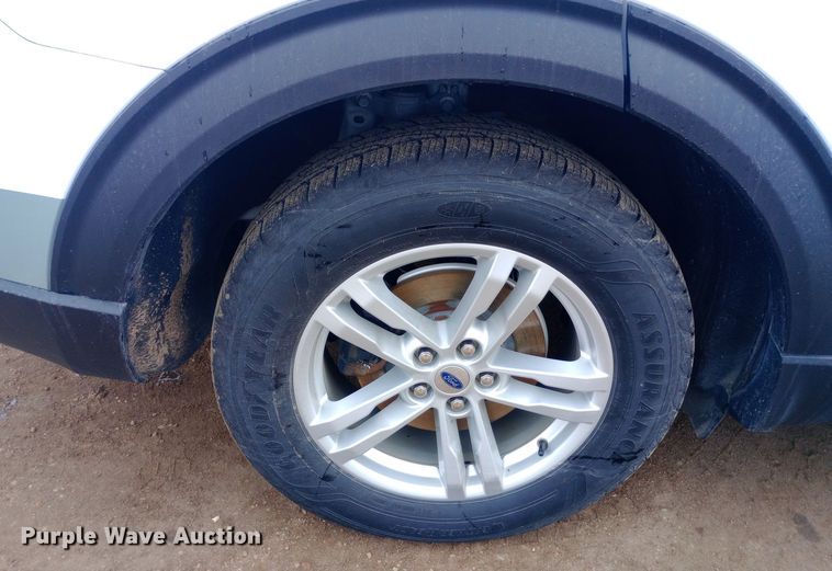 image for item EO0550 2020 Ford Explorer XLT SUV