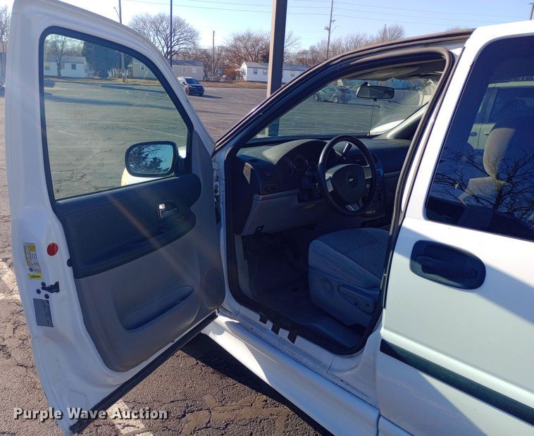 image for item EO0578 2008 Chevrolet Uplander handicap accessible van