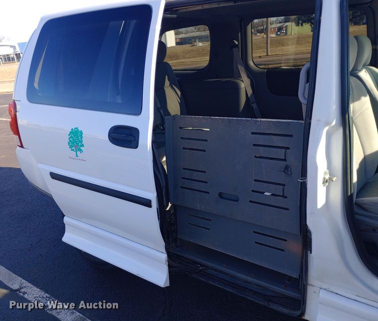 image for item EO0578 2008 Chevrolet Uplander handicap accessible van