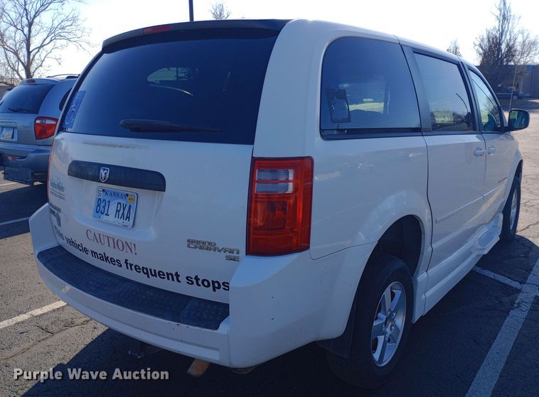 image for item EO0579 2010 Dodge Grand Caravan handicap accessible van