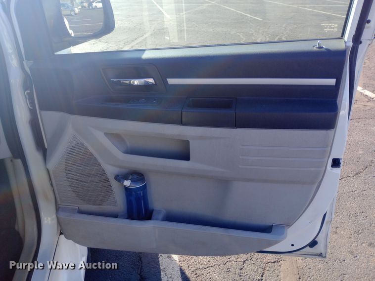 image for item EO0579 2010 Dodge Grand Caravan handicap accessible van