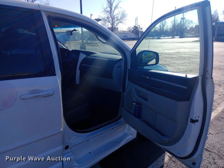 image for item EO0579 2010 Dodge Grand Caravan handicap accessible van