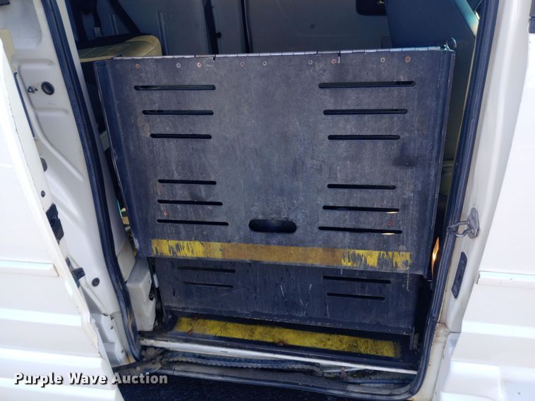 image for item EO0579 2010 Dodge Grand Caravan handicap accessible van