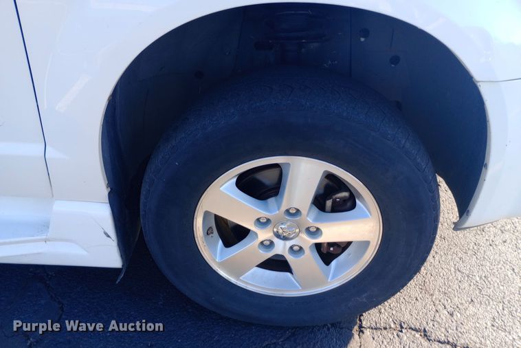 image for item EO0579 2010 Dodge Grand Caravan handicap accessible van