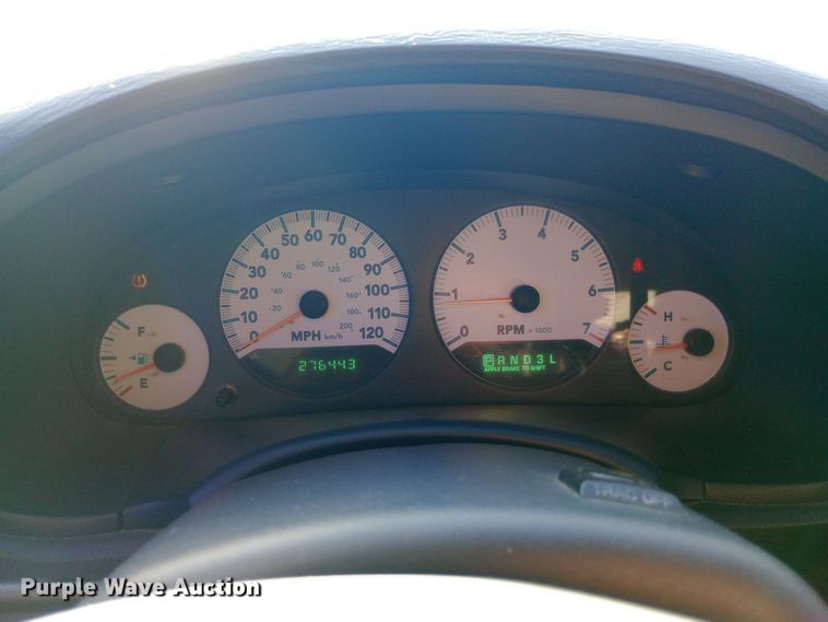 image for item EO0580 2005 Dodge Grand Caravan SXT handicap accessible van