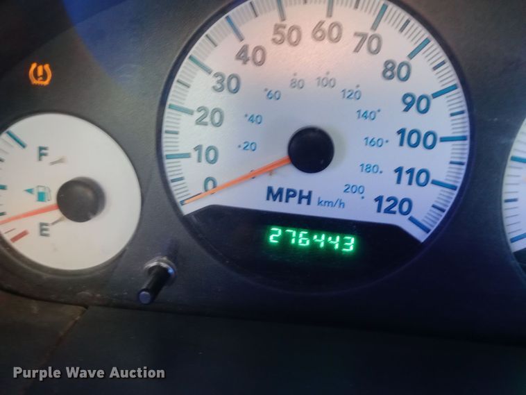 image for item EO0580 2005 Dodge Grand Caravan SXT handicap accessible van