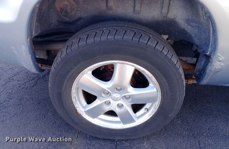 image for item EO0580 2005 Dodge Grand Caravan SXT handicap accessible van