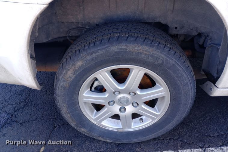 image for item EO0581 2010 Chrysler Town and Country  handicap accessible van