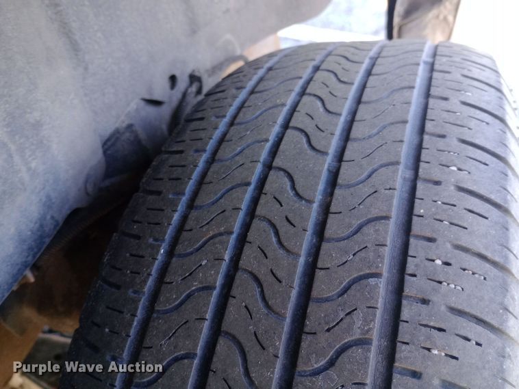 image for item EO0581 2010 Chrysler Town and Country  handicap accessible van