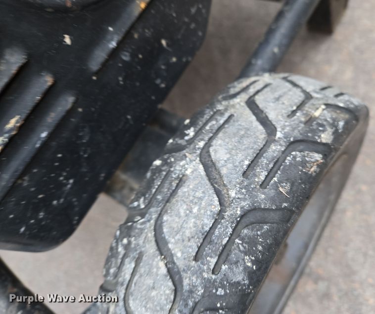 image for item EO0587 Honda EB4000X generator