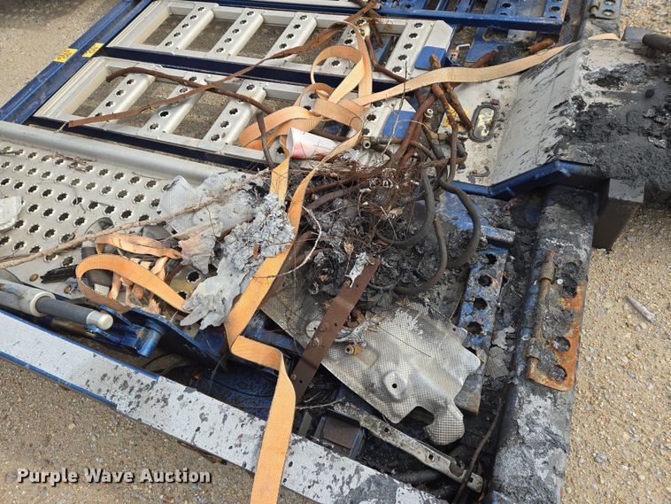 image for item EO0593 2018 Cottrell CX-11HCSD car carrier