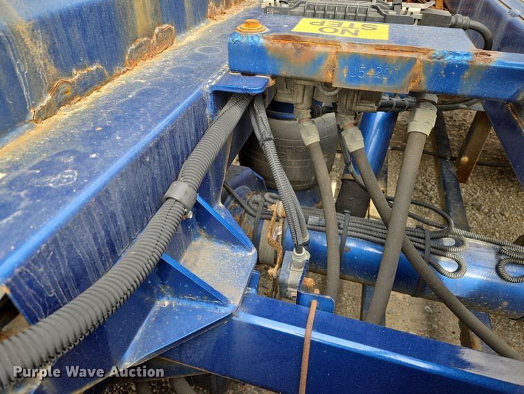 image for item EO0593 2018 Cottrell CX-11HCSD car carrier