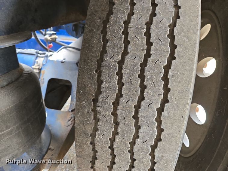 image for item EO0593 2018 Cottrell CX-11HCSD car carrier