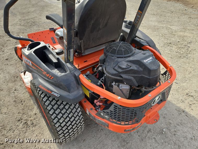 image for item EO0595 Kubota Kommander Pro Z411 ZTR lawn mower