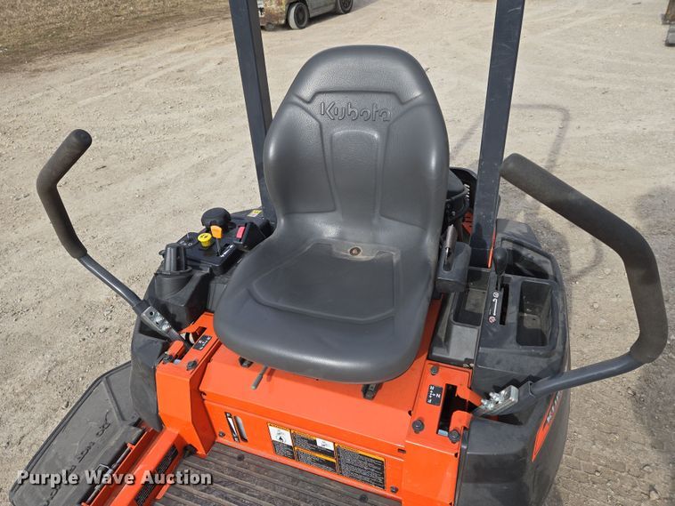 image for item EO0596 Kubota Kommander Z122R ZTR lawn mower