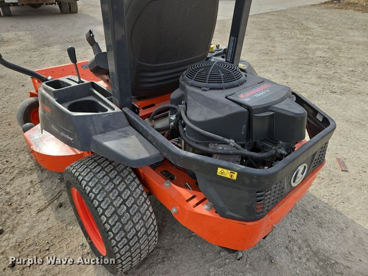 image for item EO0596 Kubota Kommander Z122R ZTR lawn mower