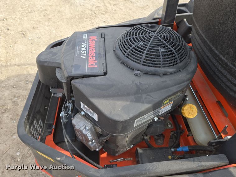 image for item EO0596 Kubota Kommander Z122R ZTR lawn mower