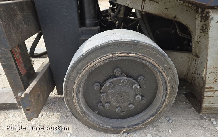 image for item EO0597 Komatsu FG18ST-15 forklift