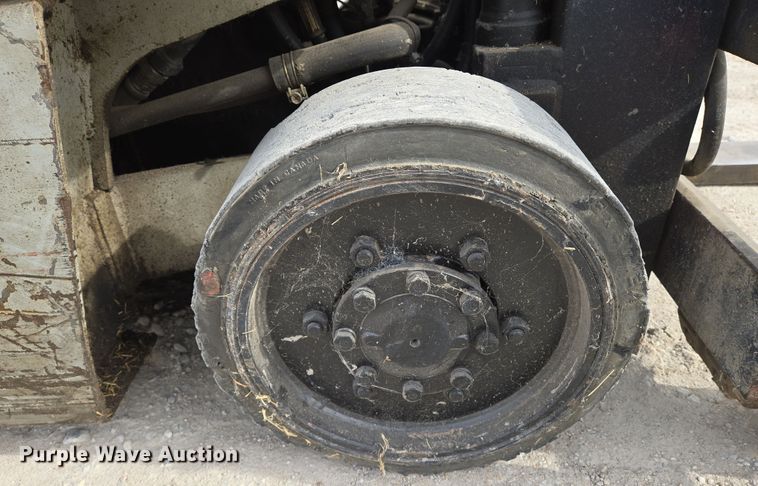 image for item EO0597 Komatsu FG18ST-15 forklift