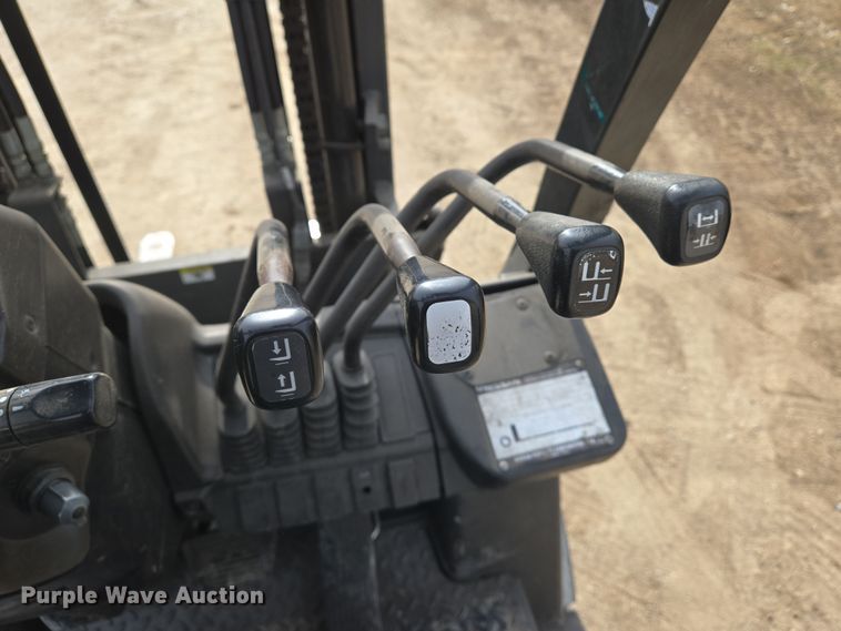 image for item EO0599 Nissan MCP1F2A20LV forklift