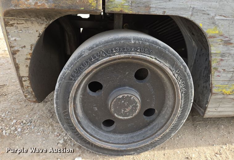 image for item EO0599 Nissan MCP1F2A20LV forklift