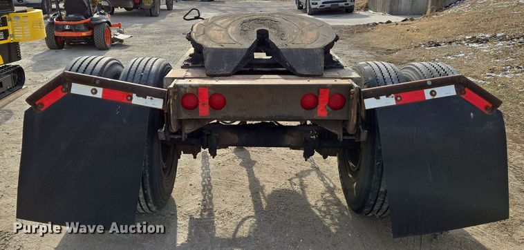 image for item EO0601 1985 Fruehauf EL-F1 trailer dolly