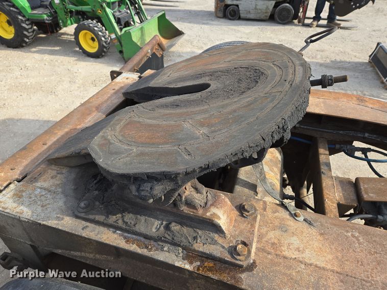 image for item EO0601 1985 Fruehauf EL-F1 trailer dolly