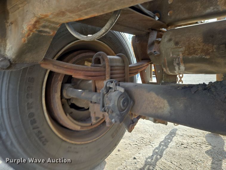 image for item EO0601 1985 Fruehauf EL-F1 trailer dolly