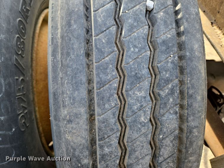 image for item EO0601 1985 Fruehauf EL-F1 trailer dolly