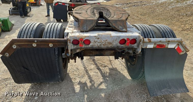image for item EO0602 1985 Fruehauf EL-F1 trailer dolly