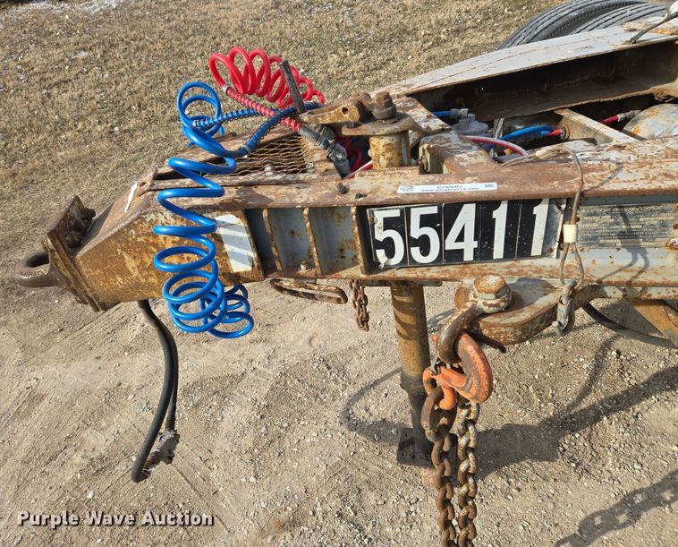 image for item EO0602 1985 Fruehauf EL-F1 trailer dolly