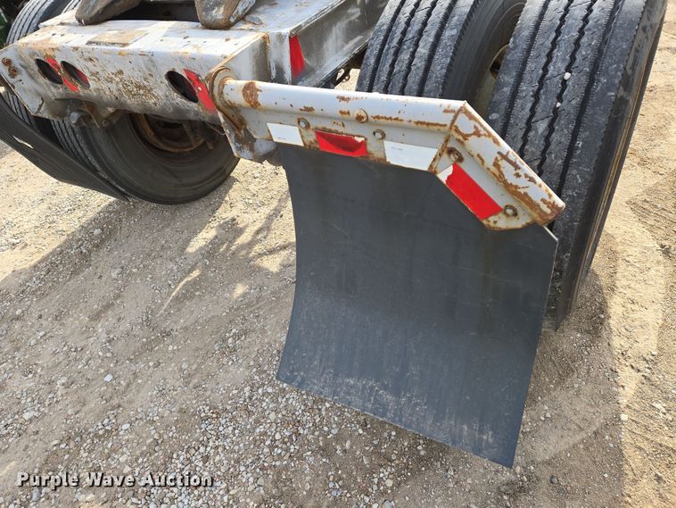 image for item EO0602 1985 Fruehauf EL-F1 trailer dolly