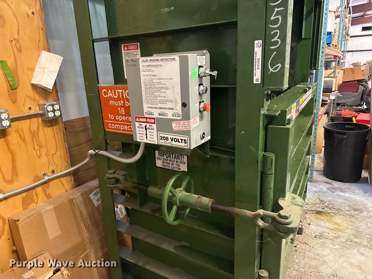 image for item EQ1018 PTR 3400HD cardboard baler