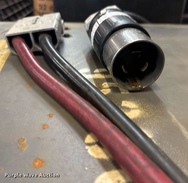 image for item EQ1019 Crown RD5725-32 order picker