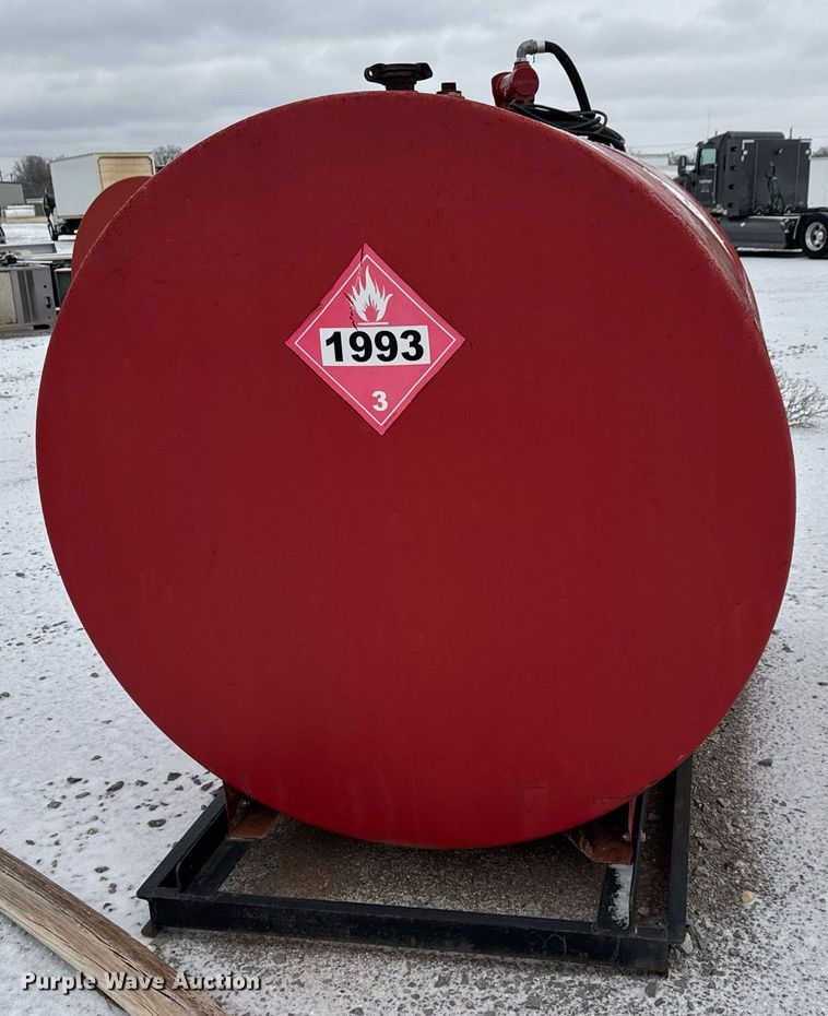image for item EQ1027 Fuel tank