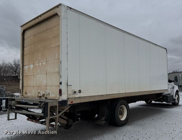 image for item EQ1031 2019 Ford F750 Super Duty box truck