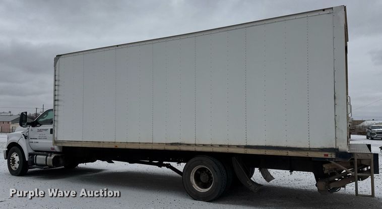 image for item EQ1031 2019 Ford F750 Super Duty box truck